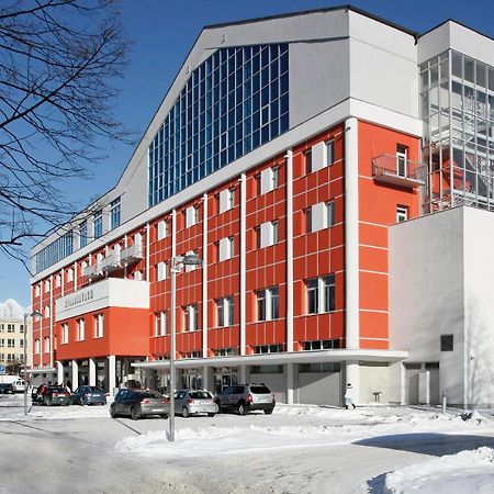 Hotel Spolcentrum Svit Bagian luar foto